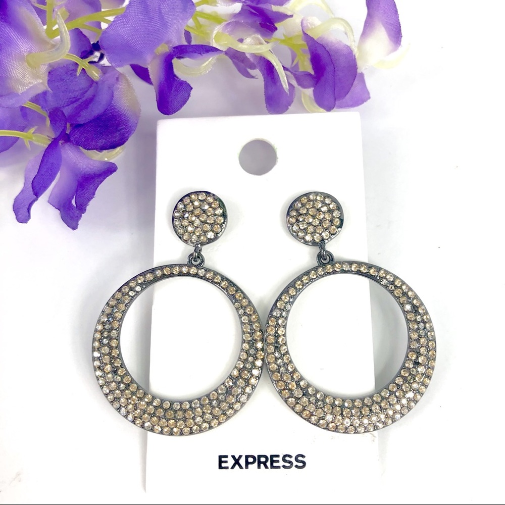 Express Rhinestone Earrings 🌹 - Picture 4 of 5